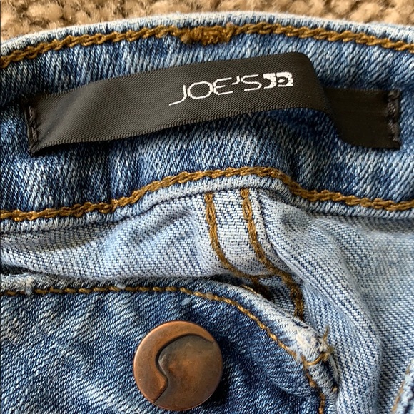 Joe’s ripped jeans - Picture 5 of 6